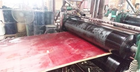 貴港建筑模板批發(fā)廠家-黑豹木業(yè)