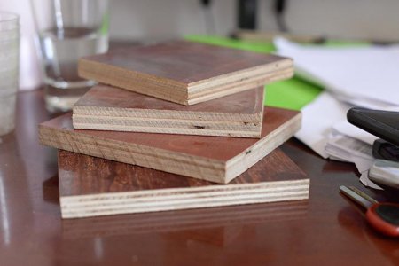 廣西柳州建筑模板只有紅模板嗎？