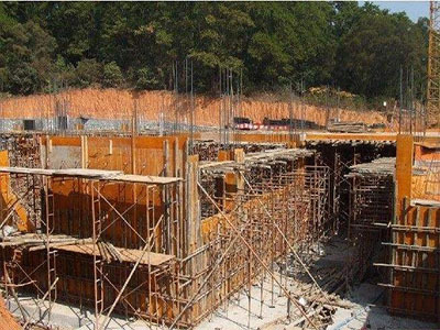 豪華別墅用建筑模板多少錢一平方？