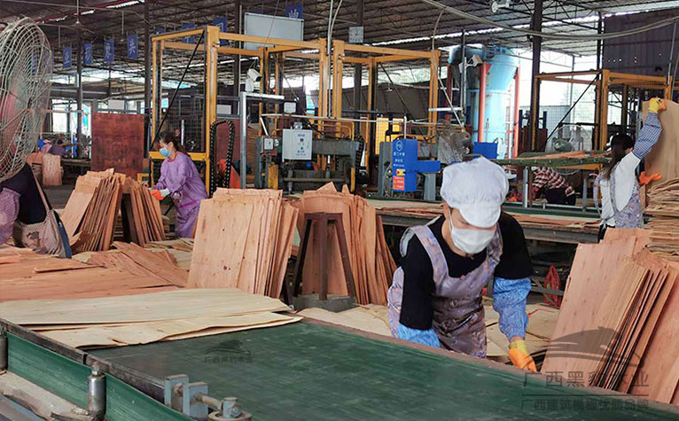 貴港建筑模板廠家