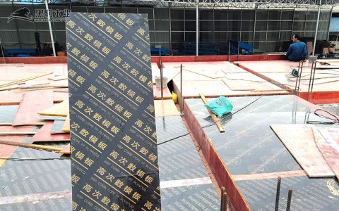 購買建筑模板去哪里？供應(yīng)建筑用木模板